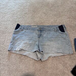GAP Maternity Shorts